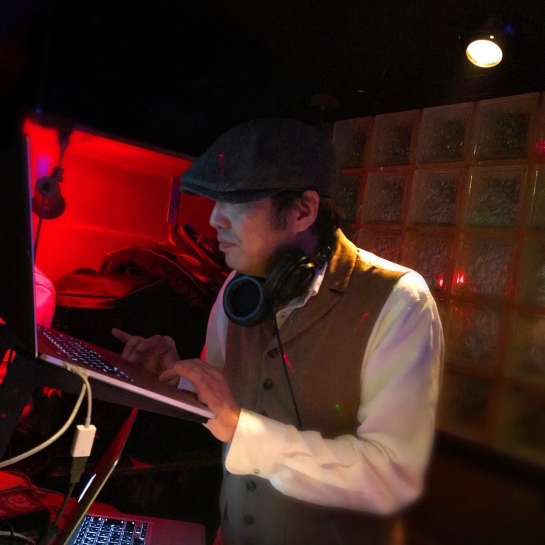DJ - Hachi