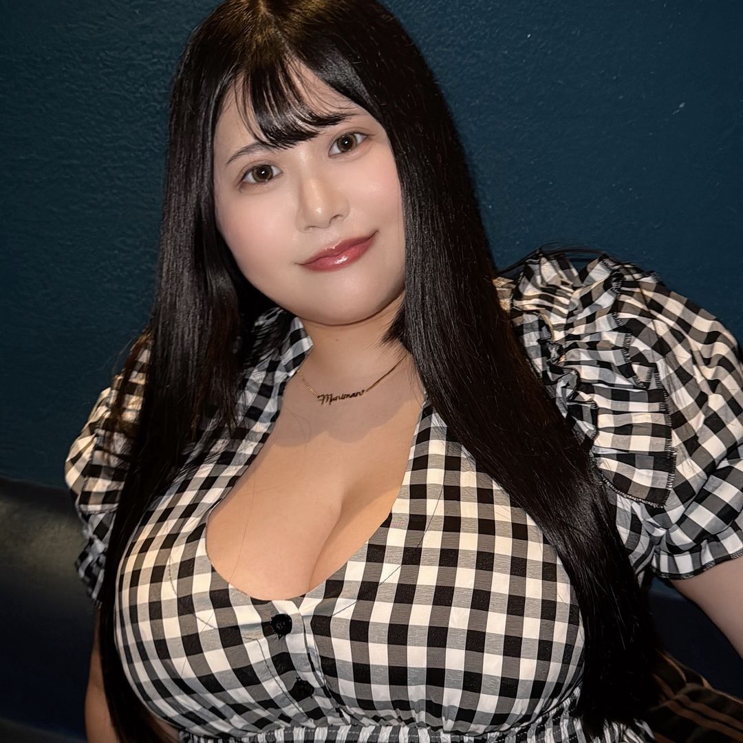 黒川むに【豊満グラドル】